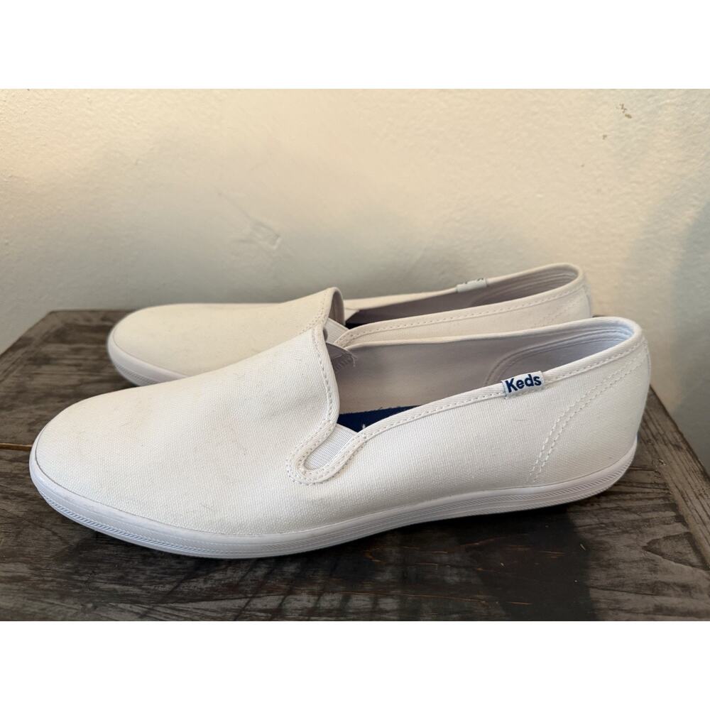 Keds Women’s Slip On Sneakers White Canvas Size 10 Casual Comfort Shoes WF23240